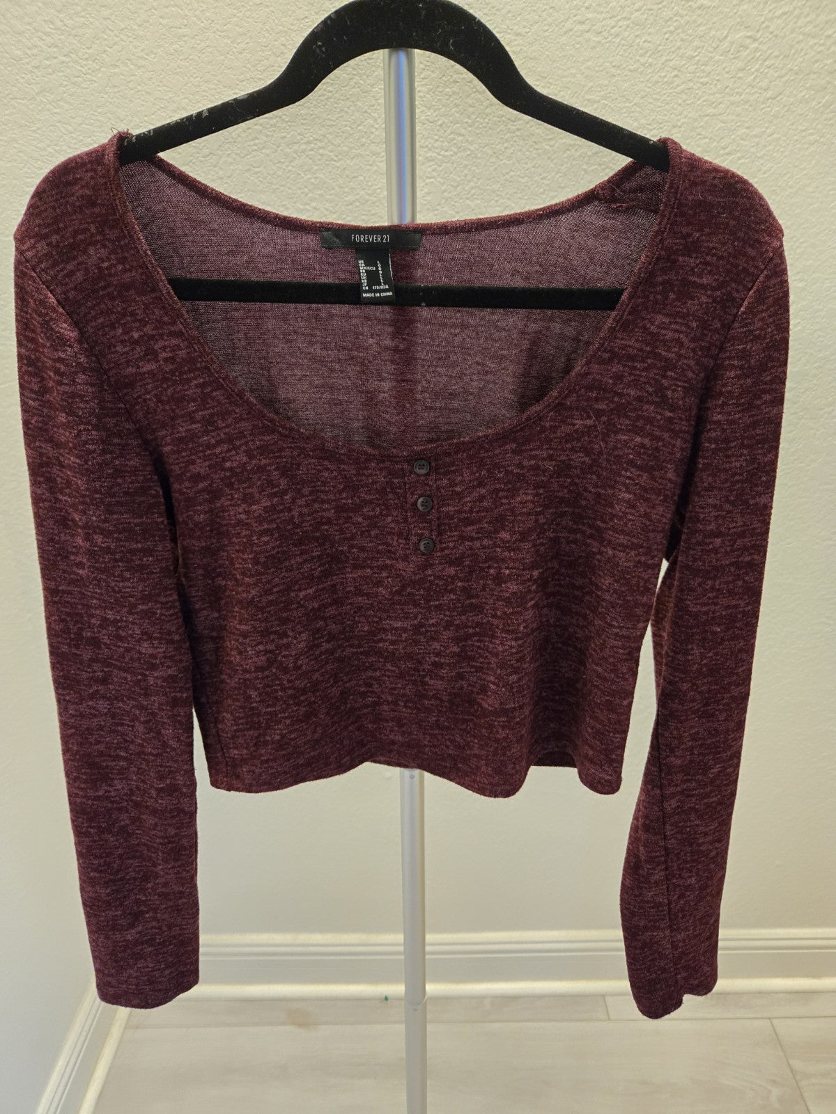 Forever 21 L Henley Crop Top Womens Burgundy Space Dye Long Sleeve Knit Shirt
