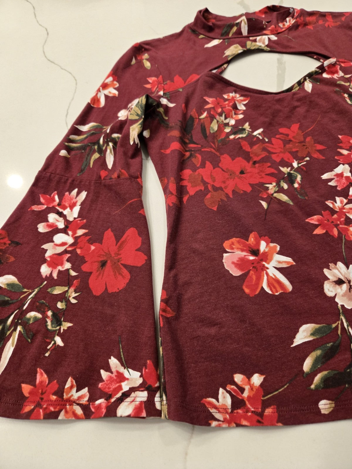 GUESS Los Angeles Large Floral Lilou Cutout Bell Sleeve Top Burgundy Mock Neck