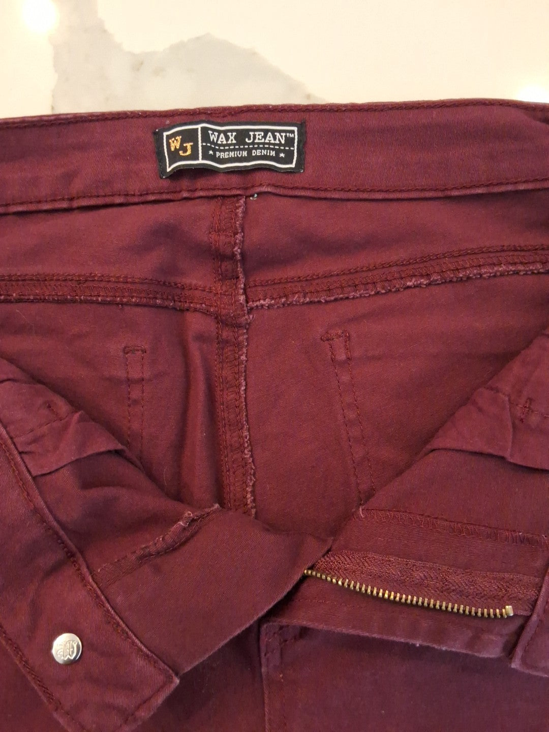 Wax Jeans Premium Denim Burgundy Size 11 Mid Rise 5 Pocket Slimming Jeans