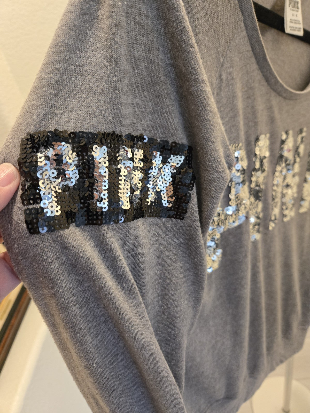 Pink Victoria's Secret M Gray Sequin Bling Logo Scoop Neck Sweatshirt Women