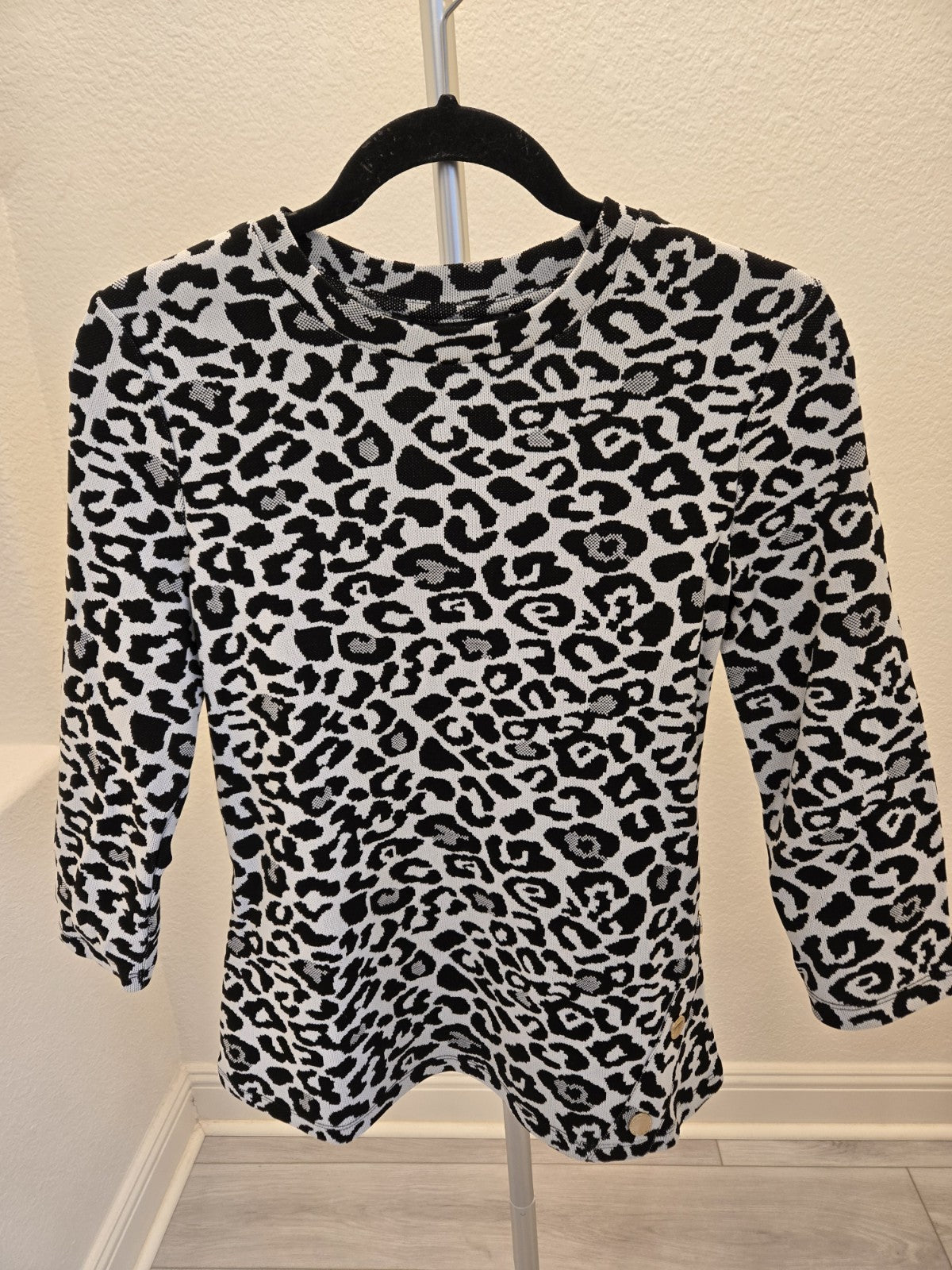MARC New York Small Leopard Knit Y2K Sweater 3/4 Sleeve Fitted Button Details
