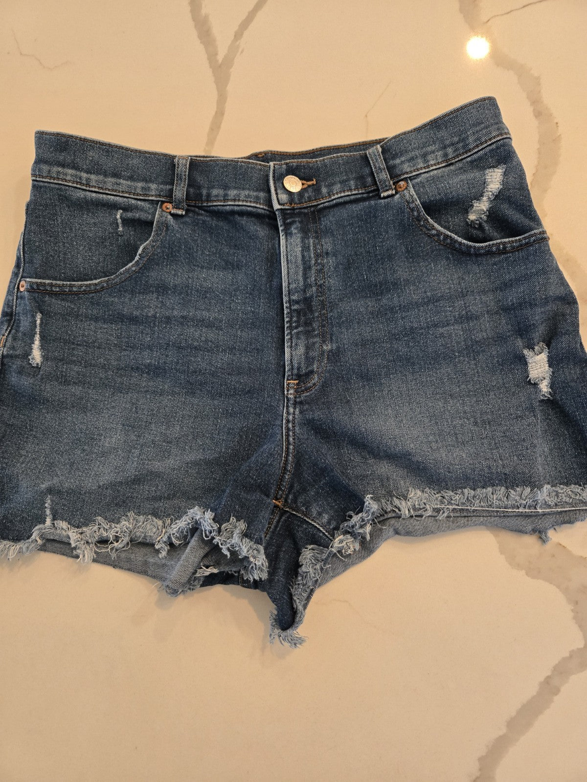 EXPRESS Size 12 Distressed Denim Shorts Womens Frayed Raw Hem Blue Jean