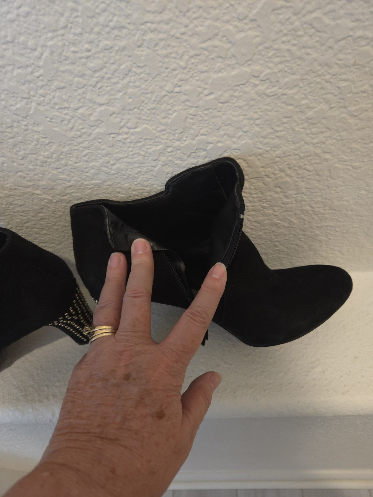 Nine West Ankle Boots Size 9 1/2 4" Studded Heel Side Zip Faux Suede Womens