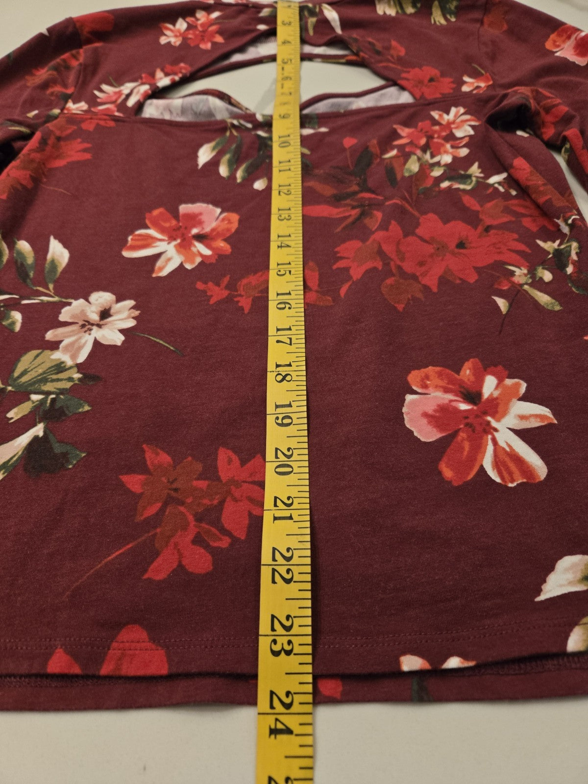 GUESS Los Angeles Large Floral Lilou Cutout Bell Sleeve Top Burgundy Mock Neck