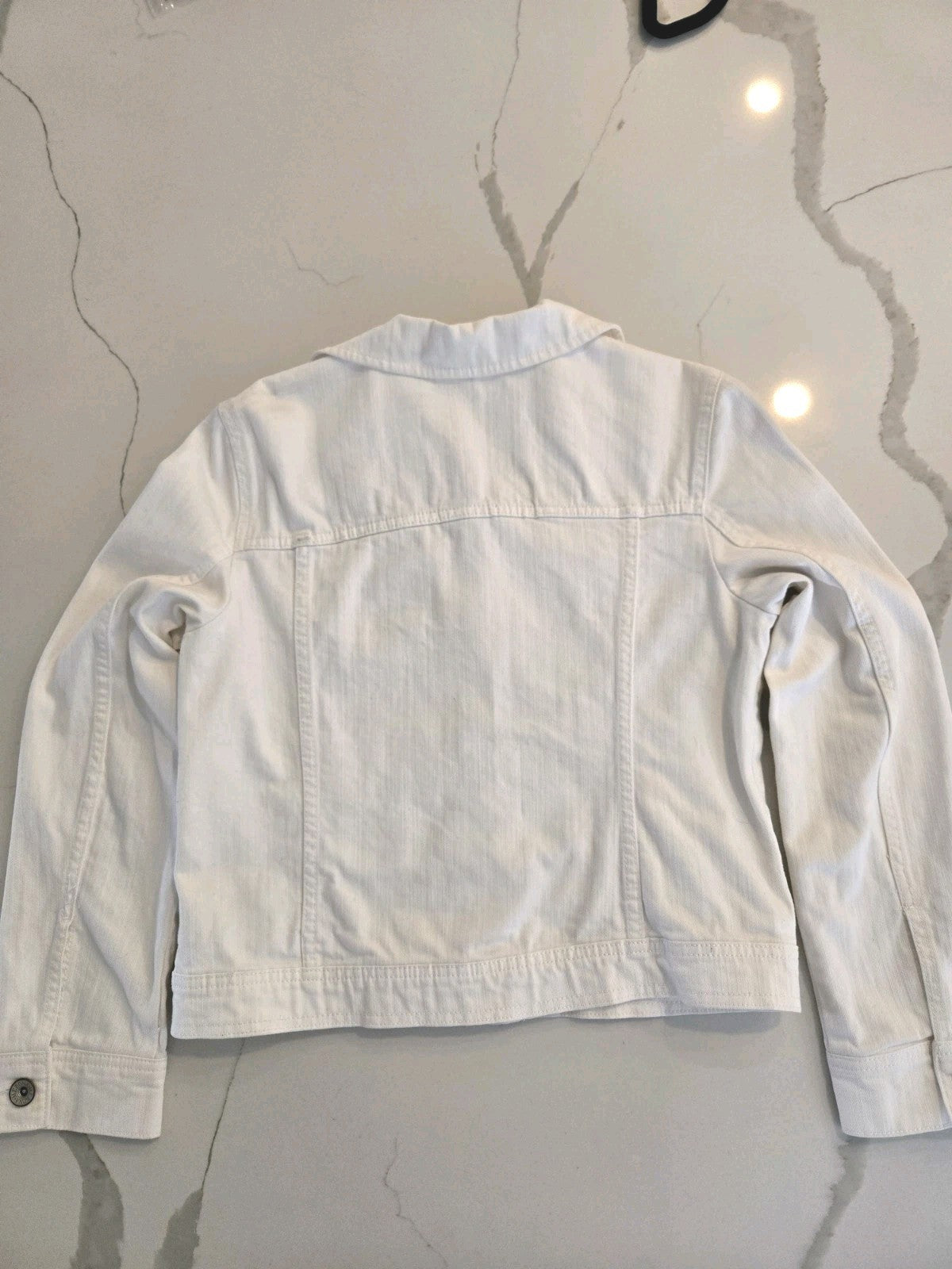 Merona White Denim Jean Trucker Jacket Large Button up Front & Cuffs Womens
