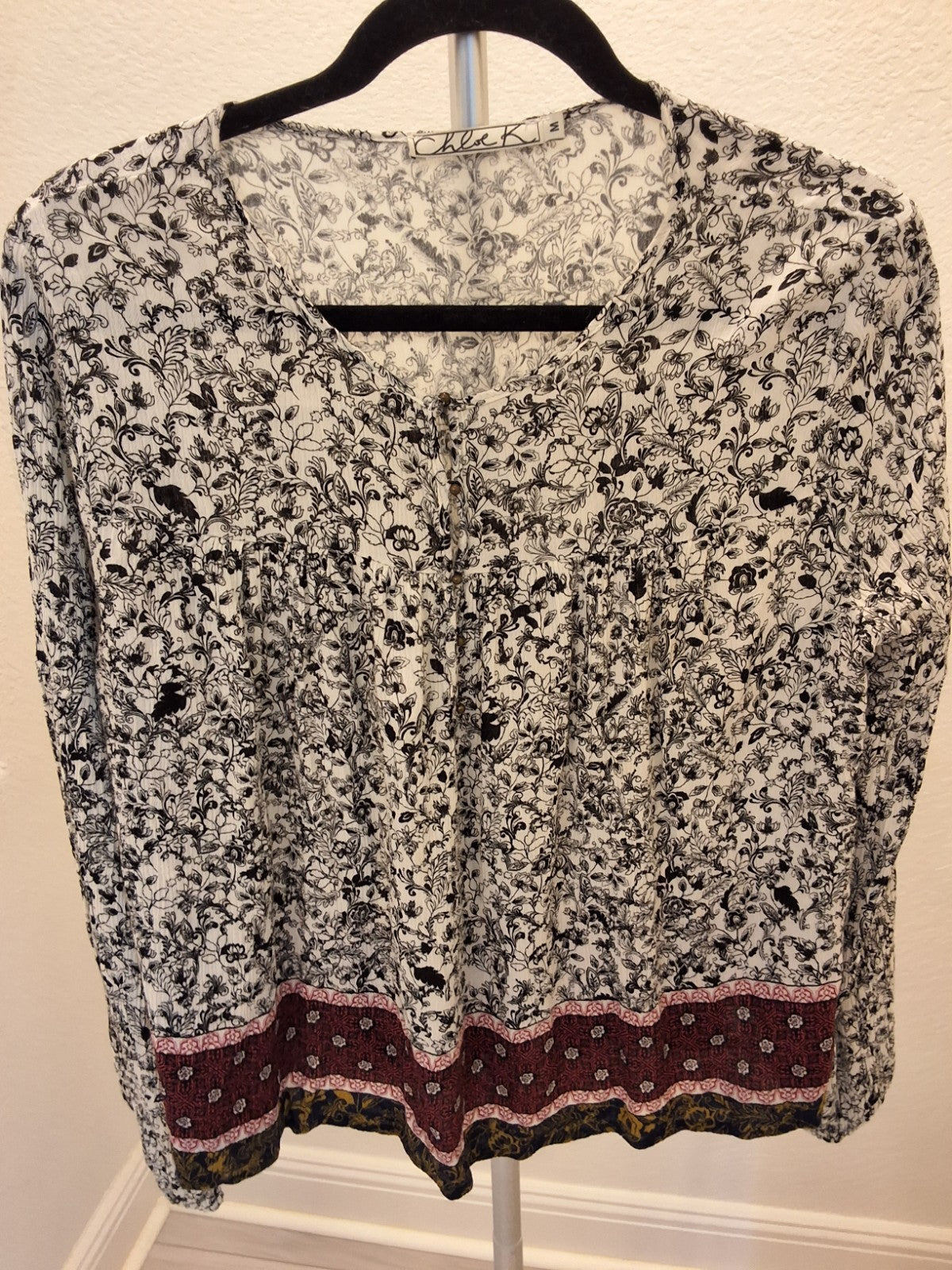 Chloe K Boho Floral Print Gathers Long Sleeve Tunic B/W Burgundy M Blouse Women