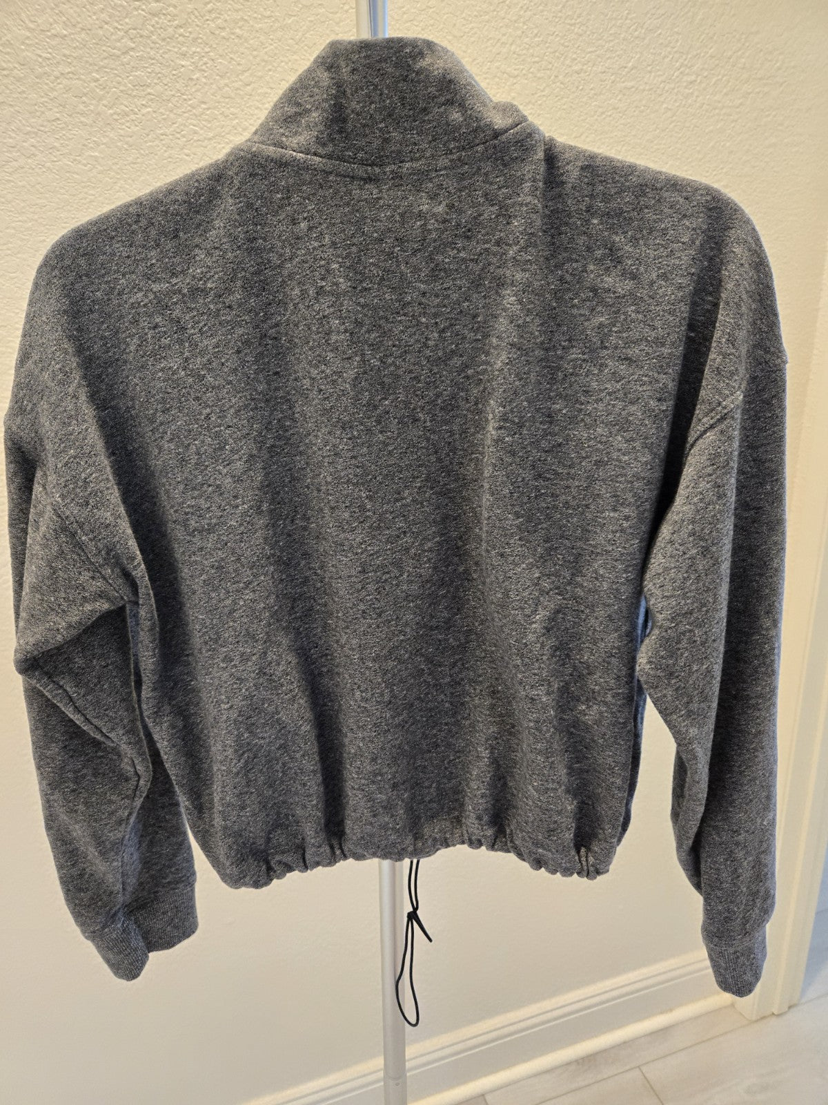 Calvin Klein M Gray Cropped Spellout Sleeve 1/4 Zip Sweatshirt Women Drawstring