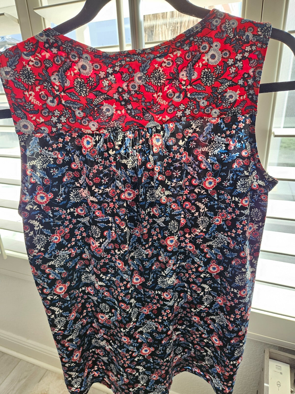 Westport Red White and Blue 4th of July Sleeveless V-Neck Tunic Size M Womens
