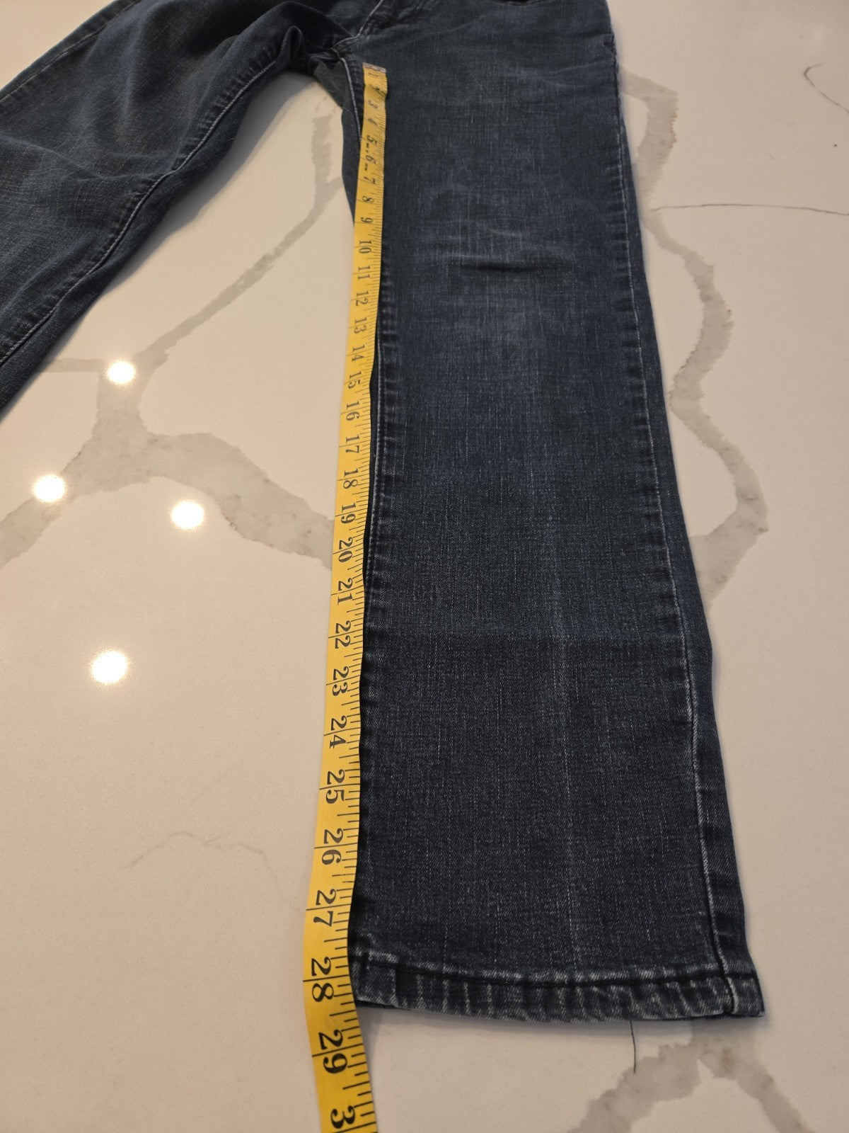 IZOD Men's 30x30 Comfort Stretch Straight Leg Jeans Dark Wash Indigo