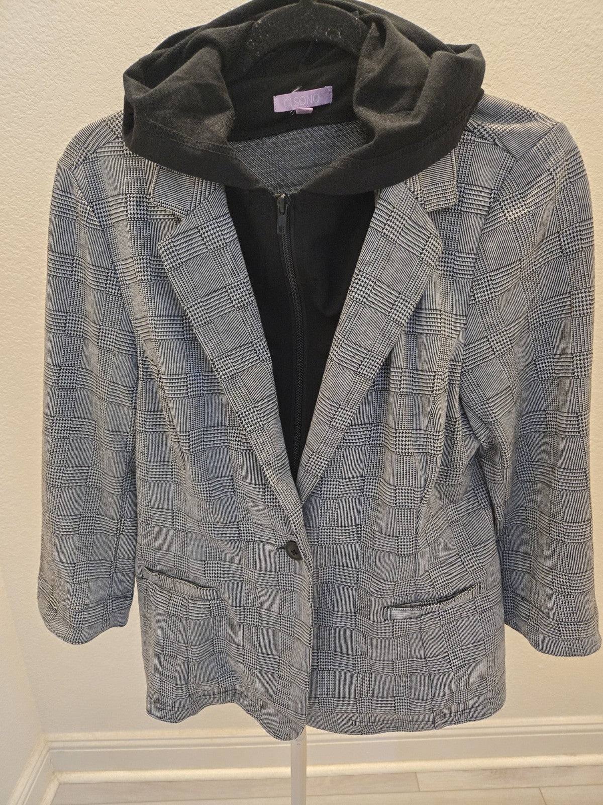 Cisono XL Plaid Blazer Hooded 2-in-1 Women's Black White Faux Layered Coat