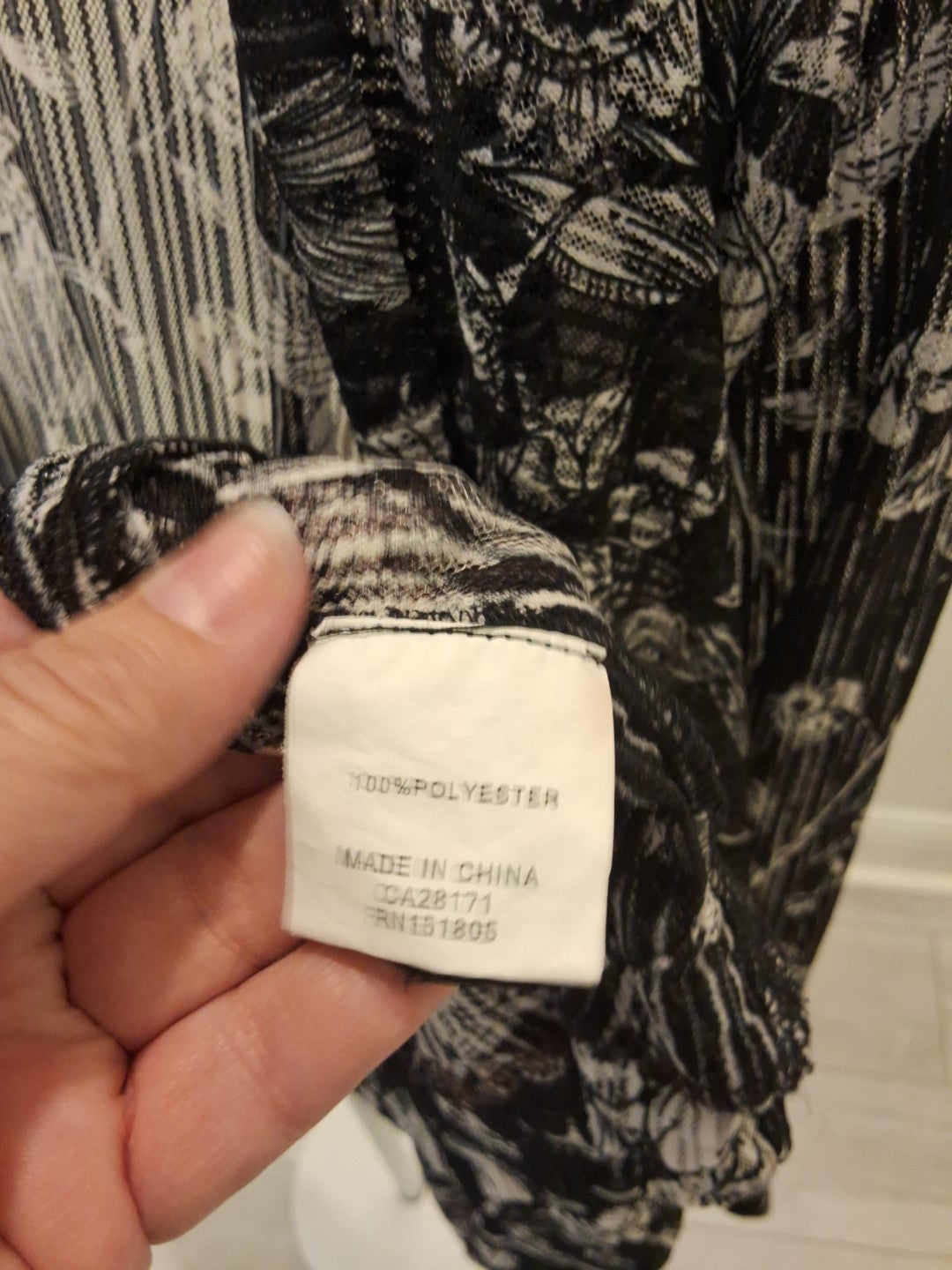 Papa Vancouver M Sheer Black White Floral Kimono Cardigan Duster Open Front Boho