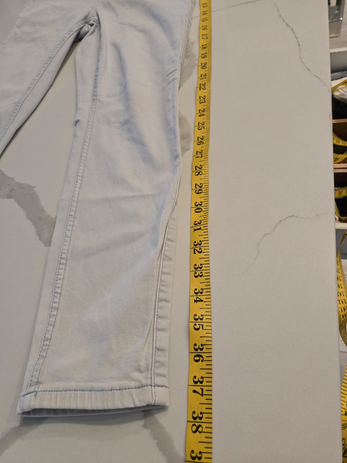 Calvin Klein Jeans Size 10 Bleach Light Wash Skinny Denim Womens Slim Pants