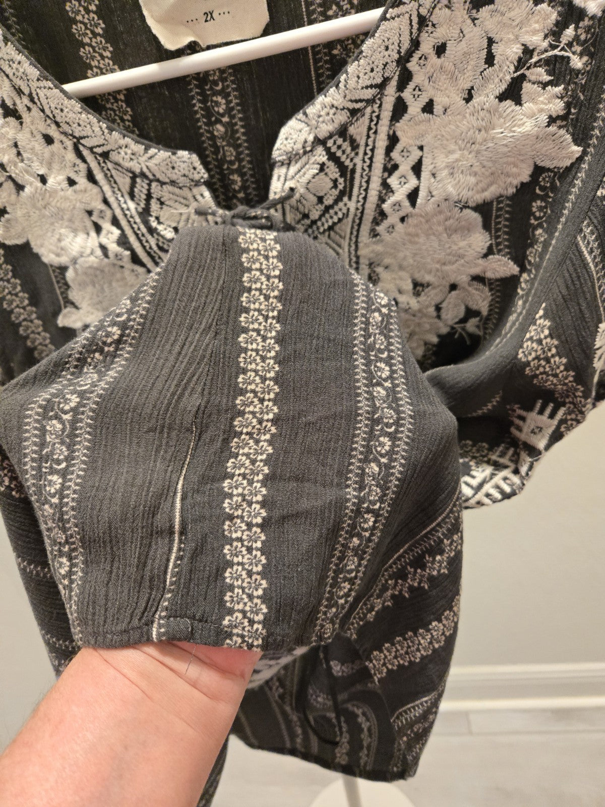 Savanna Jane 2X Charcoal Black Embroidered Lace Up Peasant Blouse Top Women