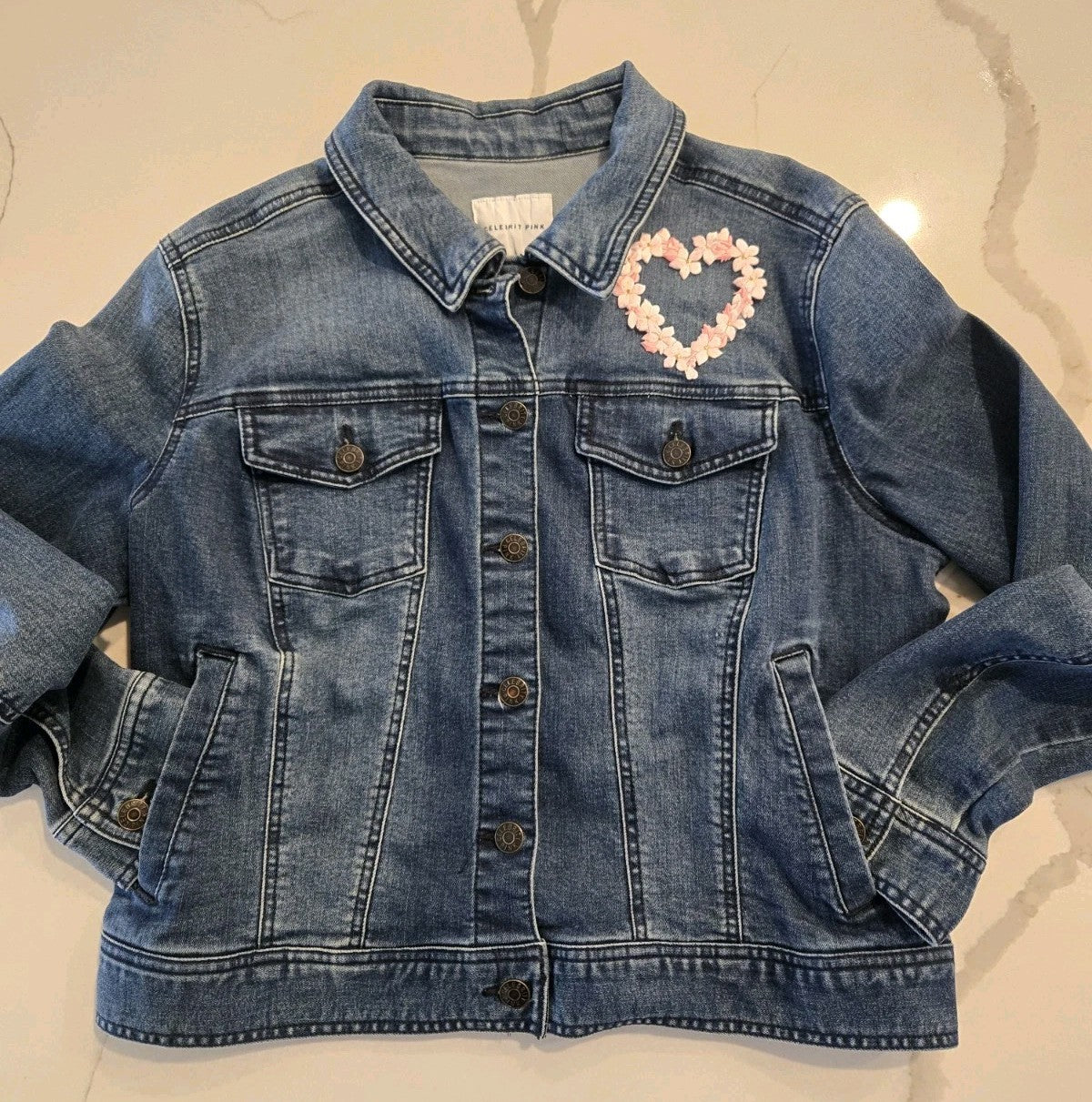 Celebrity Pink Embroidered Floral Heart Denim Trucker Jacket L Collared Y2K