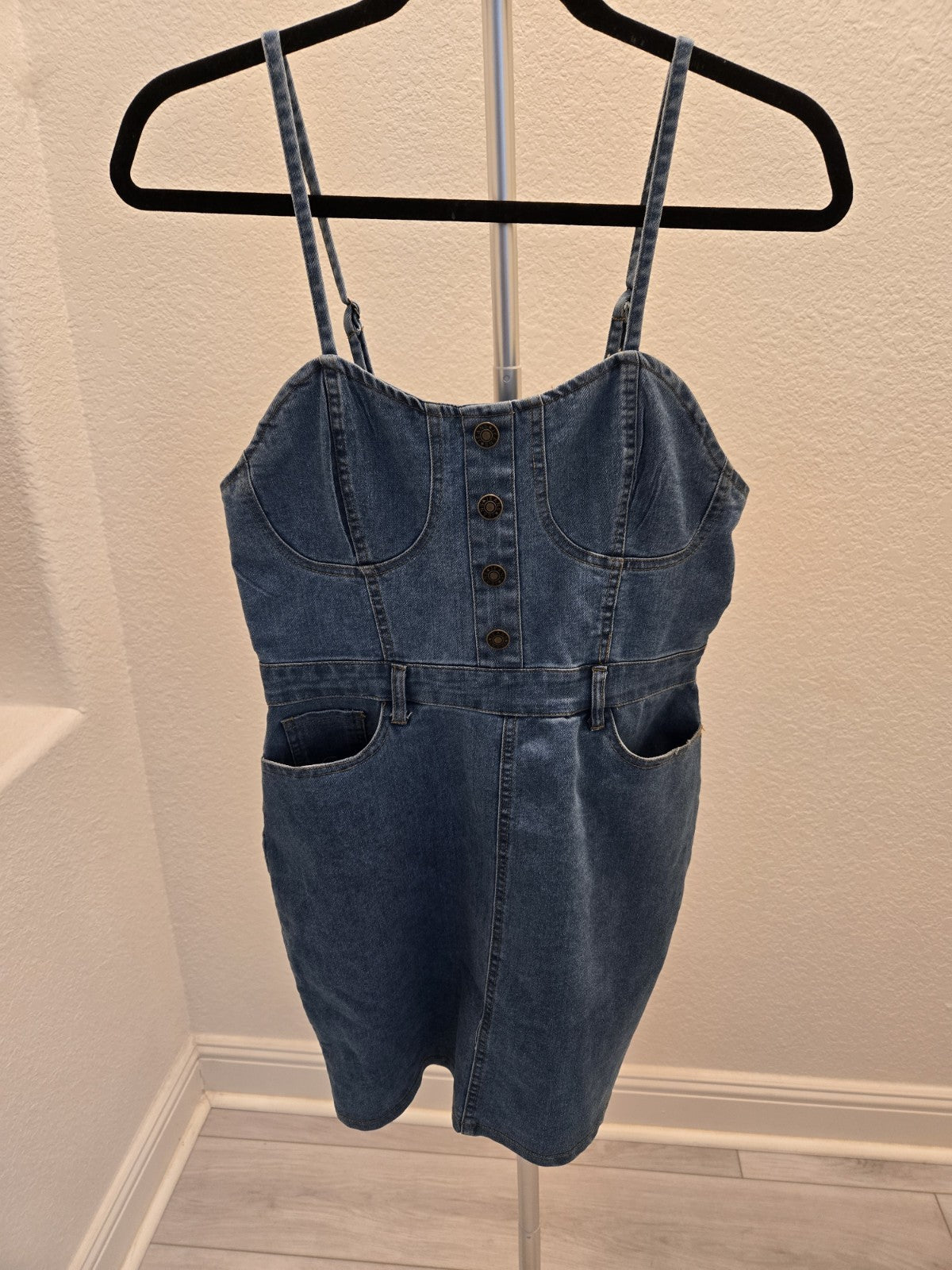 Heart & Heels Medium Denim Bustier Dress Button Sweetheart Stretch Jean Mini M