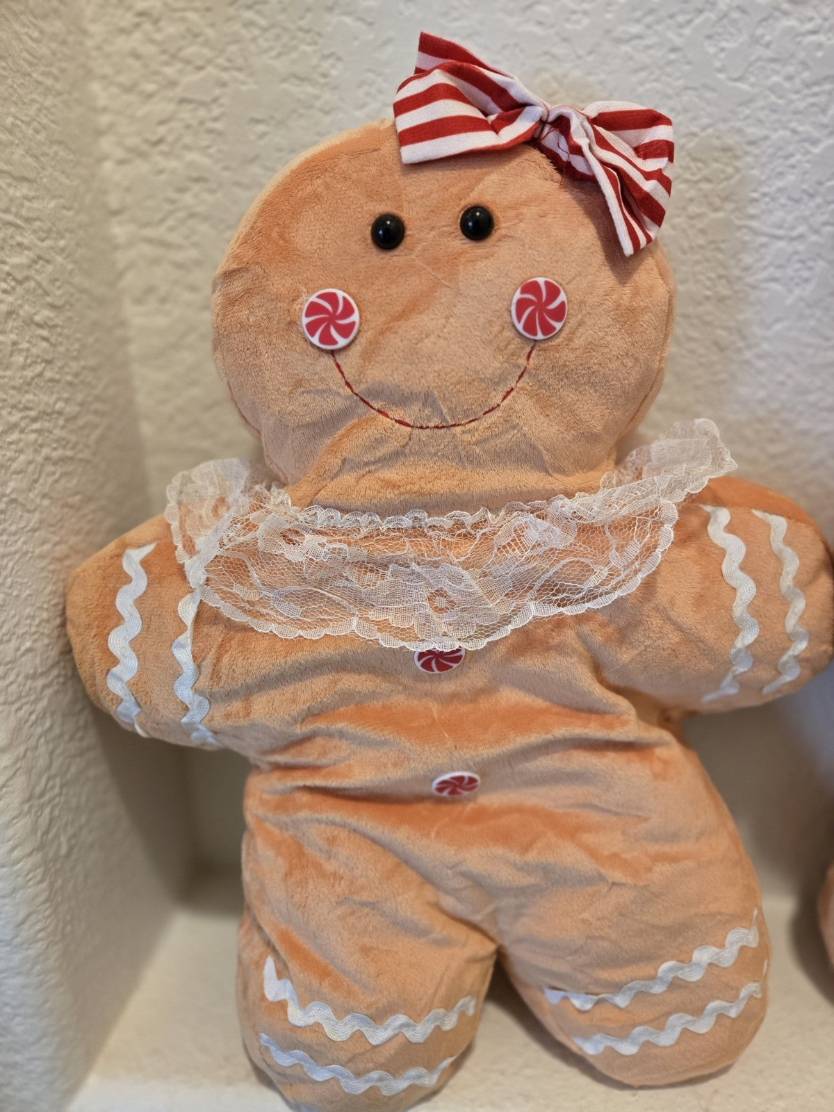 Christmas Throw Pillows Gingerbread Man & Girl 18" Plush