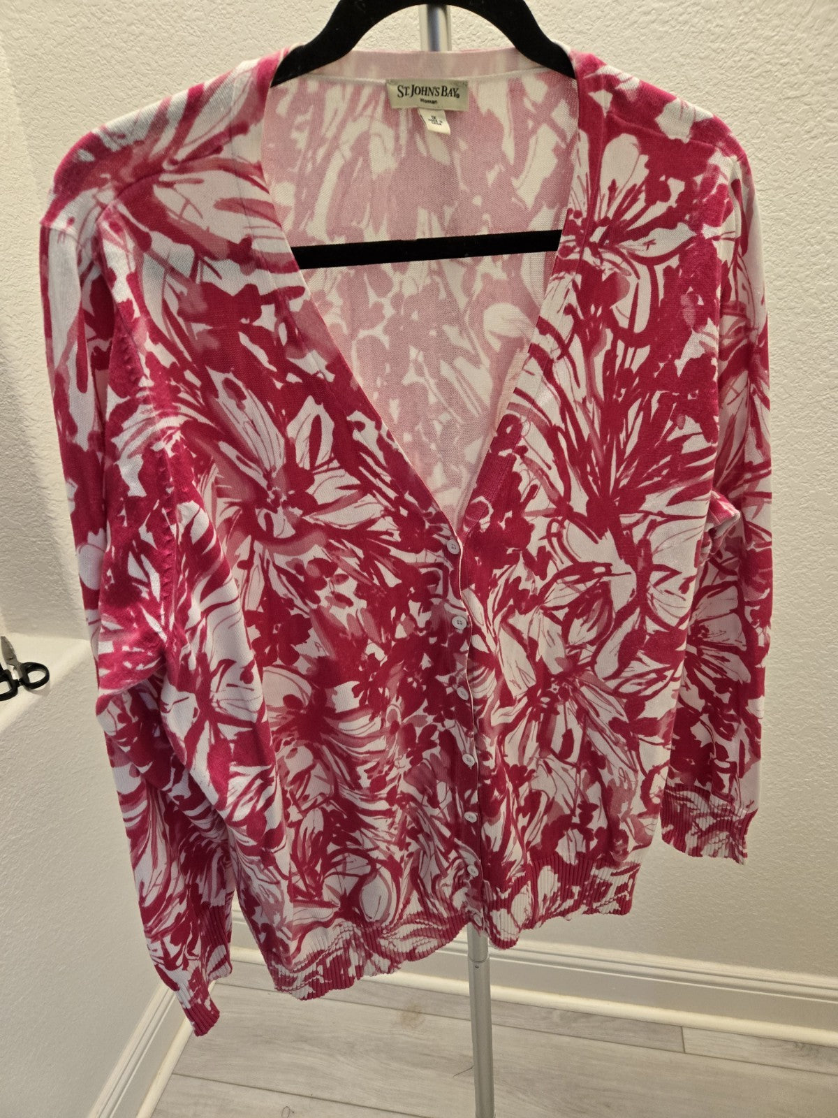St. John's Bay 1X Floral Button Front Cardigan Sweater Women Pink Plus Size