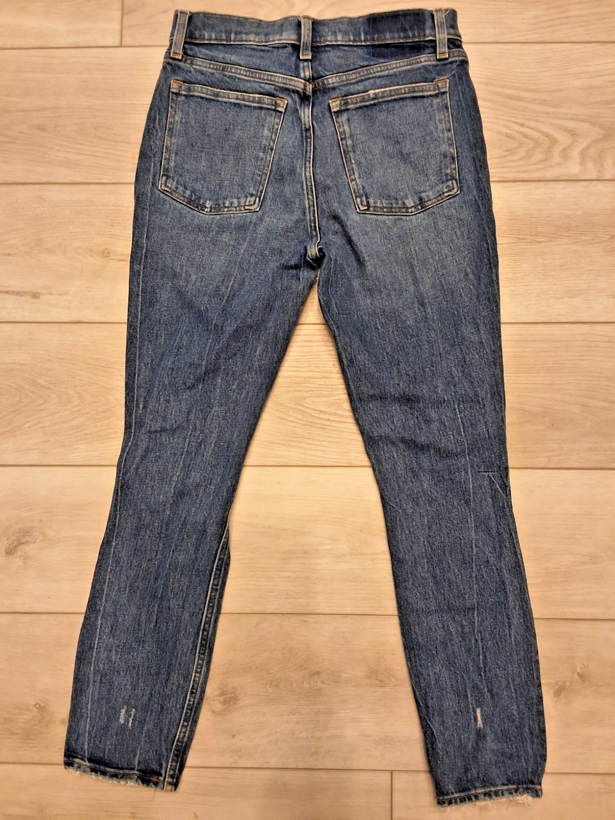 Abercrombie & Fitch The Skinny High Rise Size 28/6 Distressed Womens Jeans