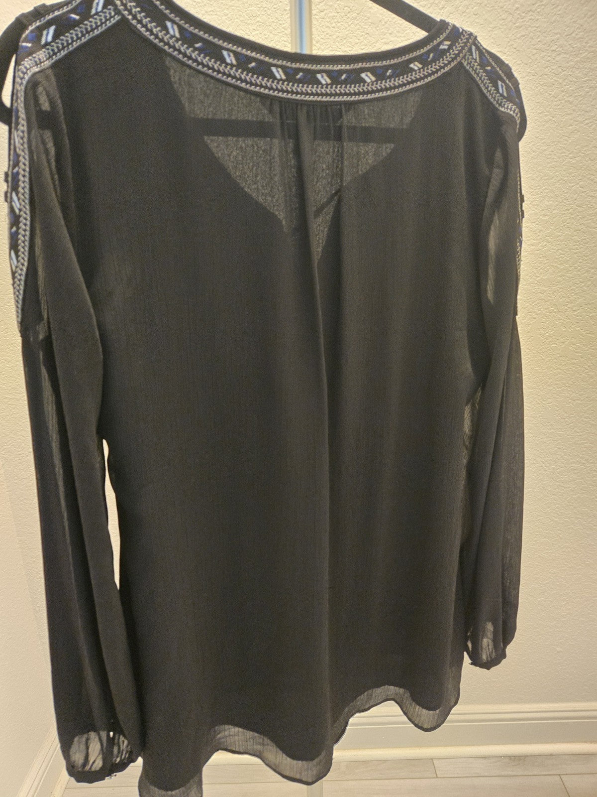 White House Black Market Embroidered New Black w/Tassel Tie Round Neck  Top Sm 8