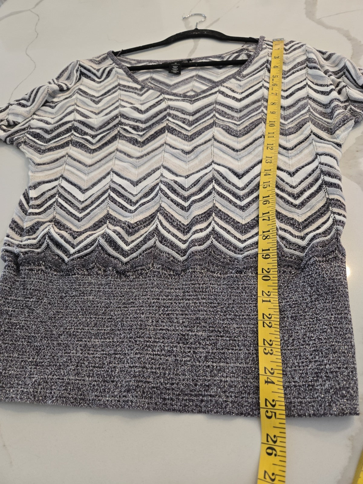 WHBM Metallic Chevron Knit Sweater M Gray Silver Shimmer V-Neck Dolman Y2K