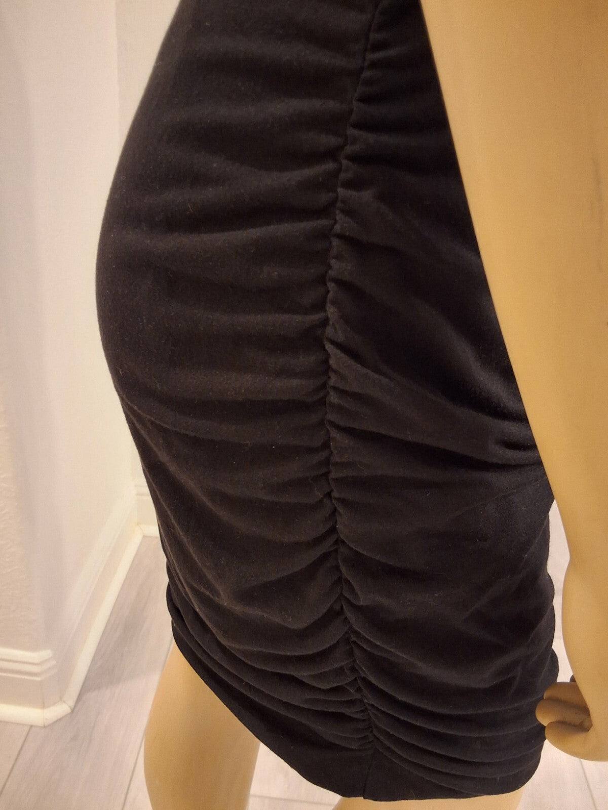 Nine West New Women's Size M Black Rouching On Sides Sleeveless Dress