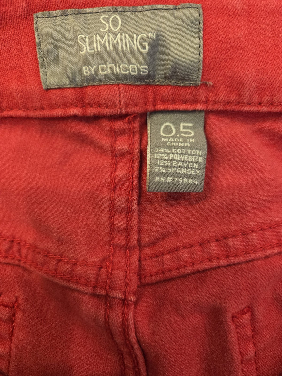 So Slimming by Chico's Women's Washed Red Ankle Zip Jeans Size 0.5 US Size 6