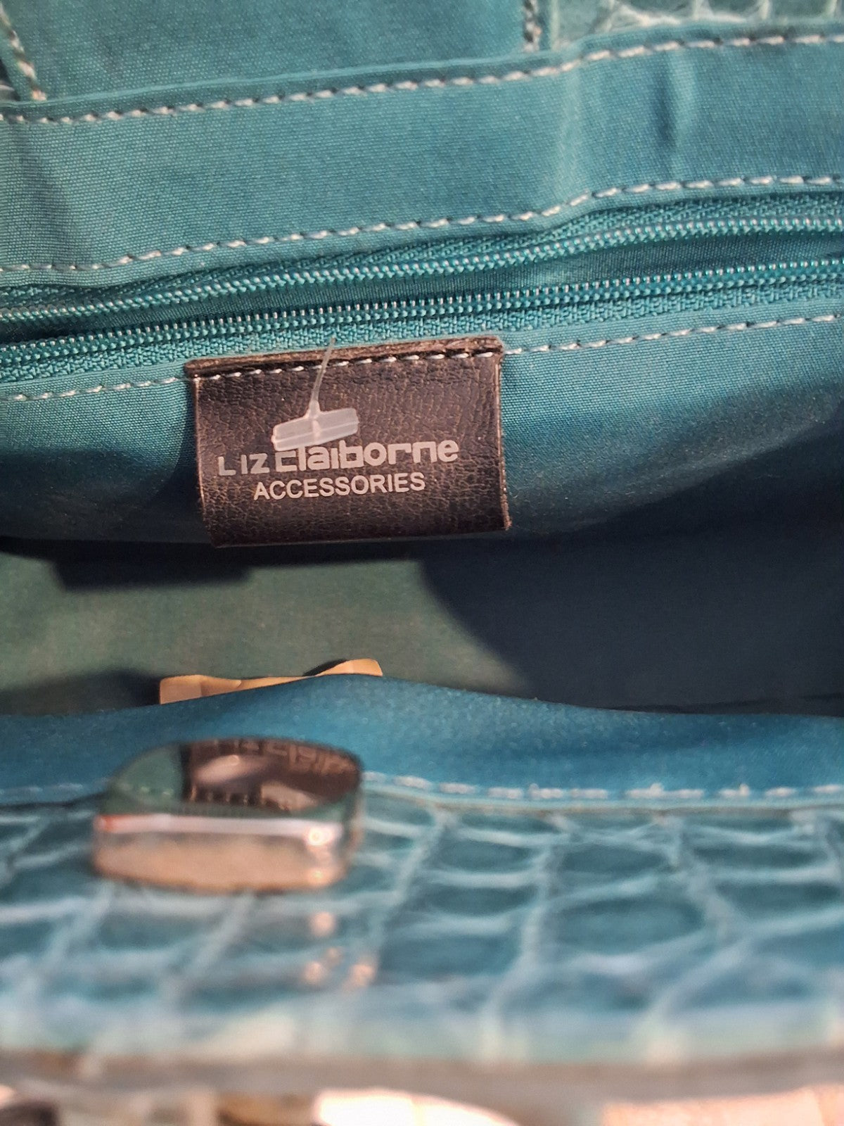 Liz Claiborne NWOT Vintage Teal Croc Embossed Great Expectation Y2K Mini Purse
