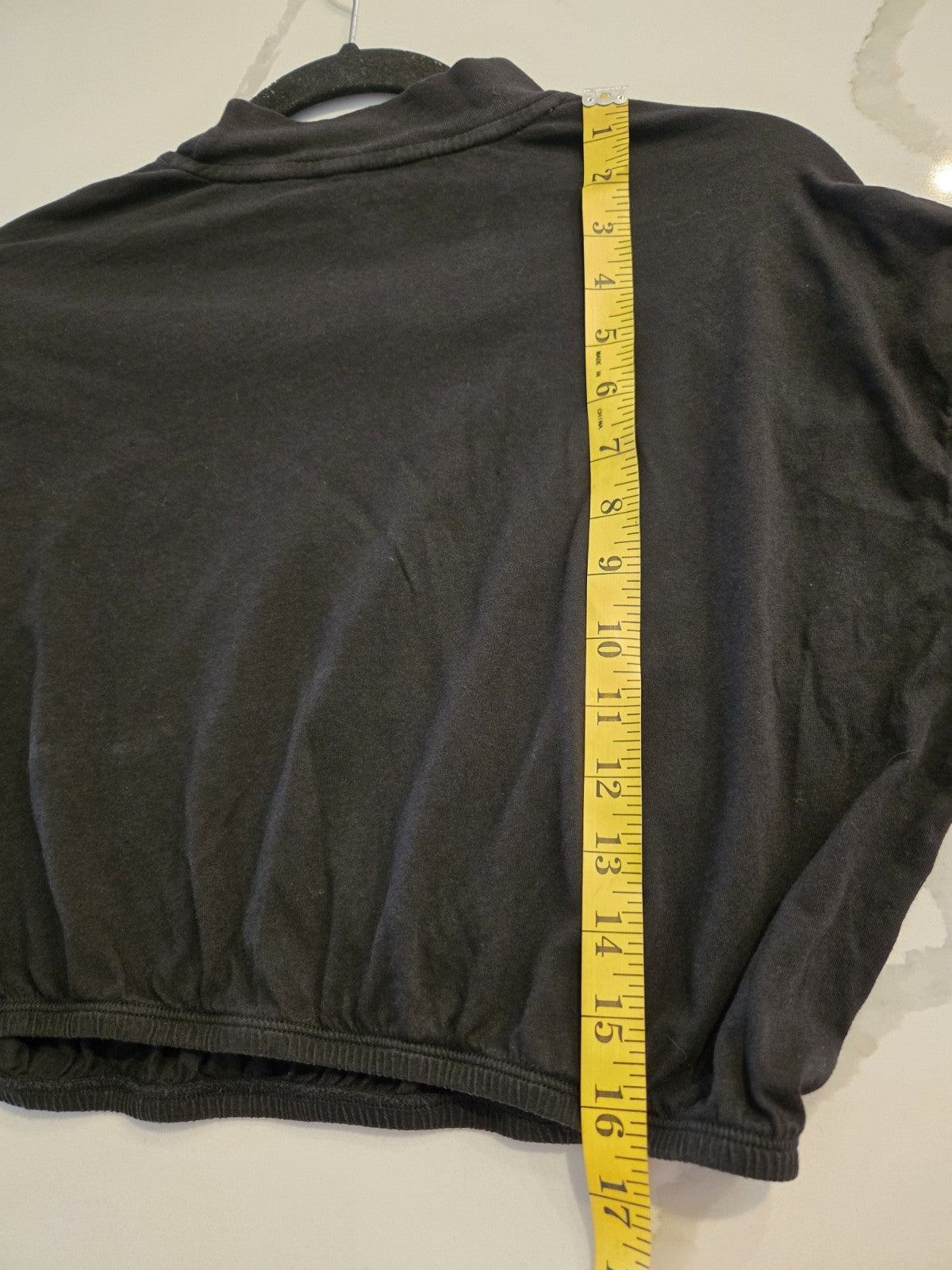 Calvin Klein Performance L Black Cropped Graphic Cinched Sweatshirt Pullover