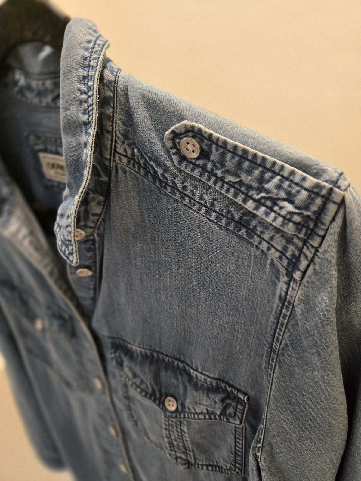 Express Boyfriend Chambray Small Denim Shirt Womens Button Down Dark Blue