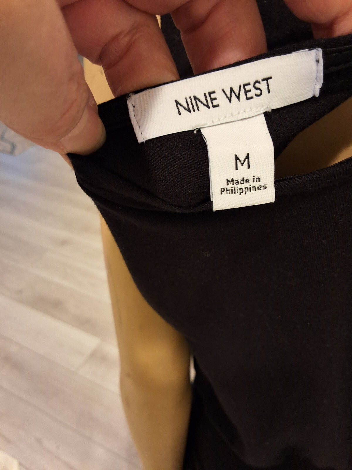Nine West New Women's Size M Black Rouching On Sides Sleeveless Dress