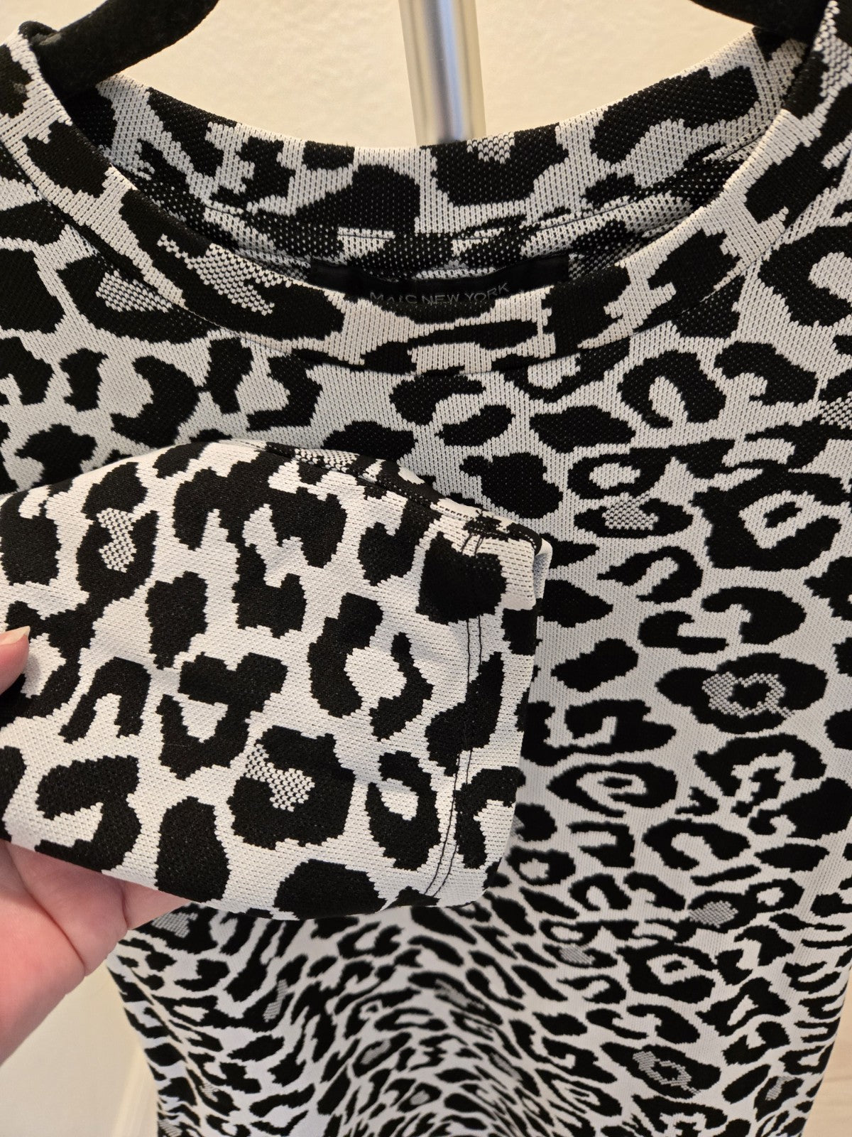 MARC New York Small Leopard Knit Y2K Sweater 3/4 Sleeve Fitted Button Details