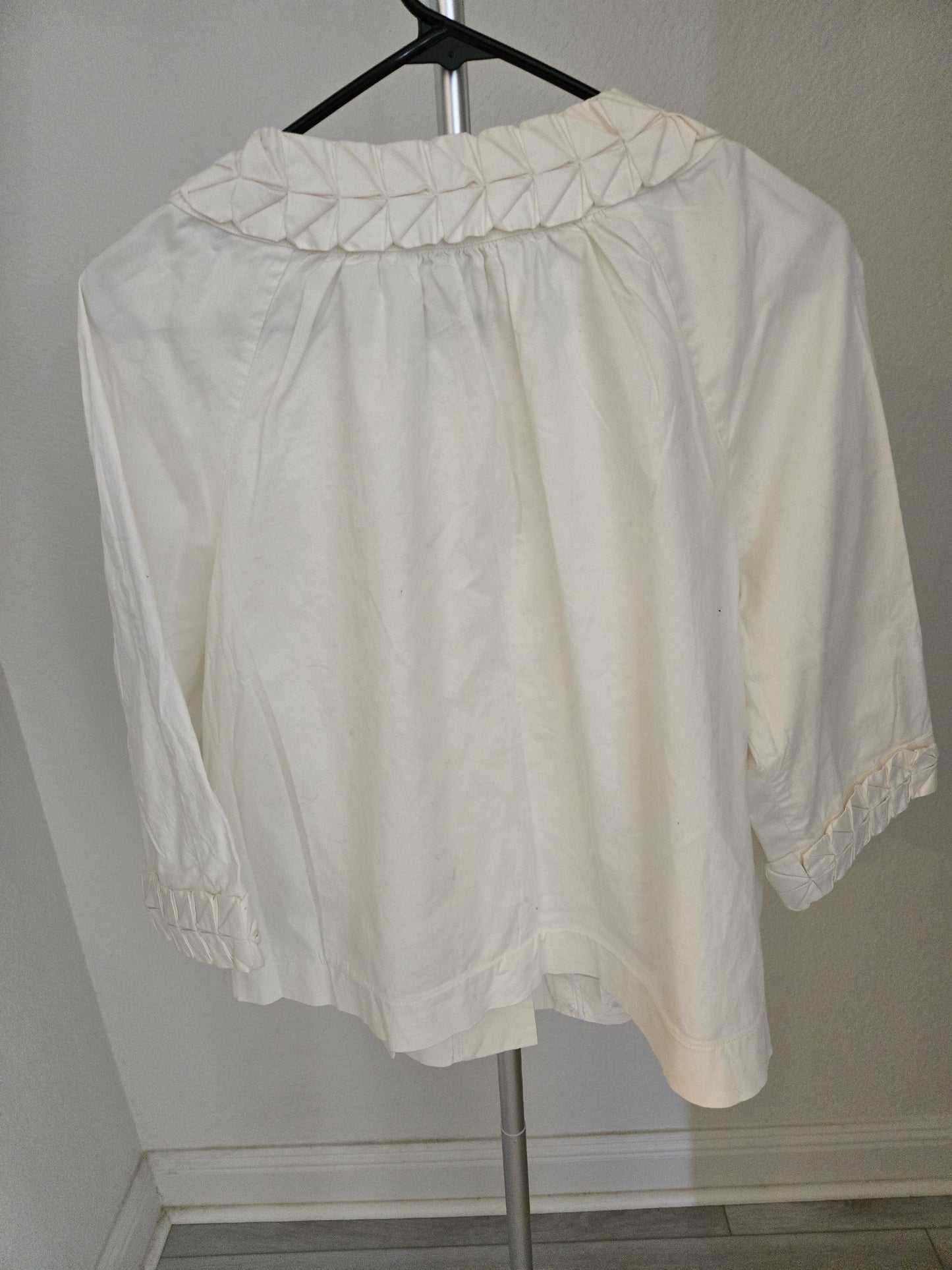 Simply Chloe Dao Pleated Trim Jacket - White - L