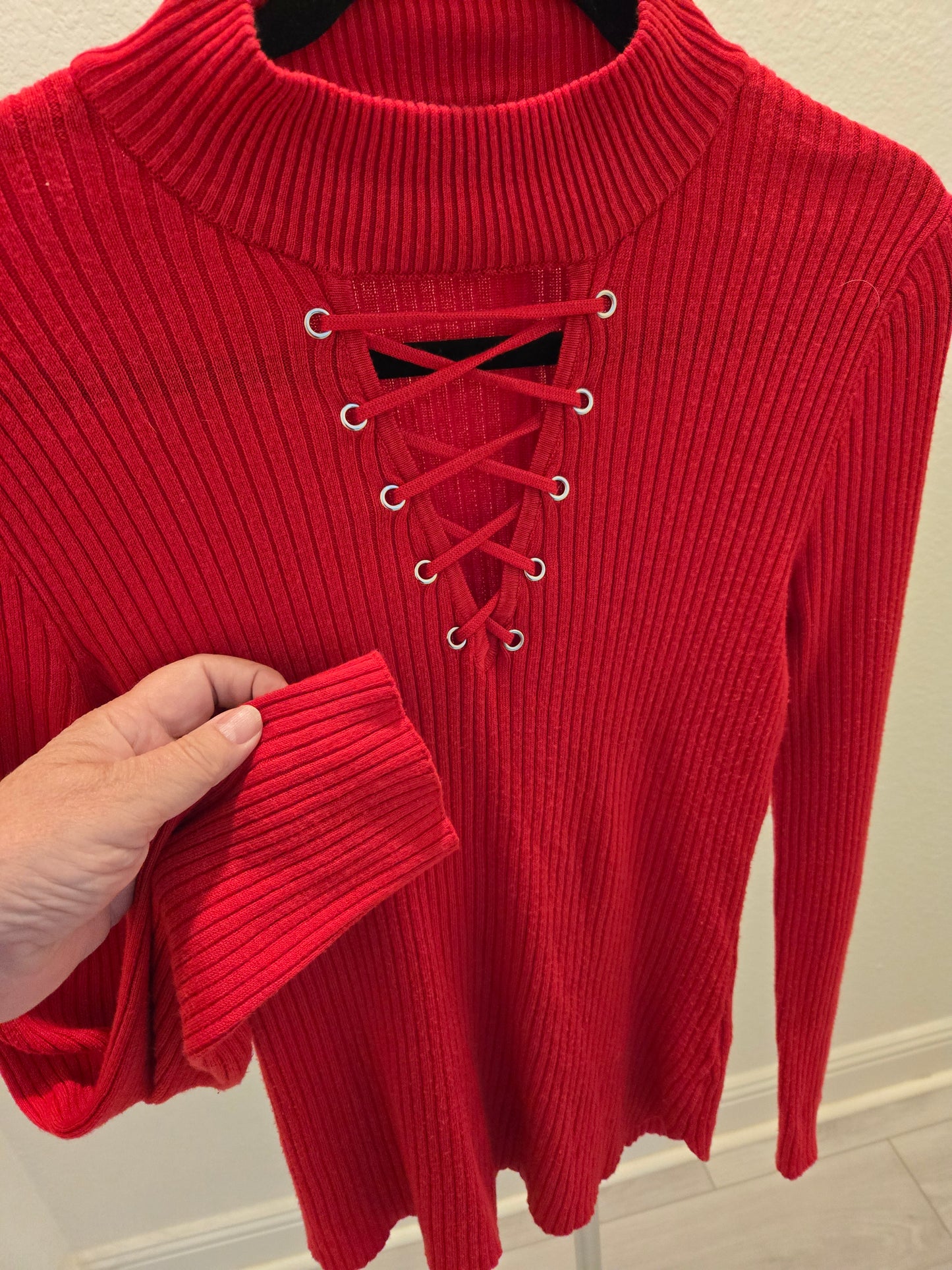 Derek Heart Lace Up Ribbed Sweater - Red - XL