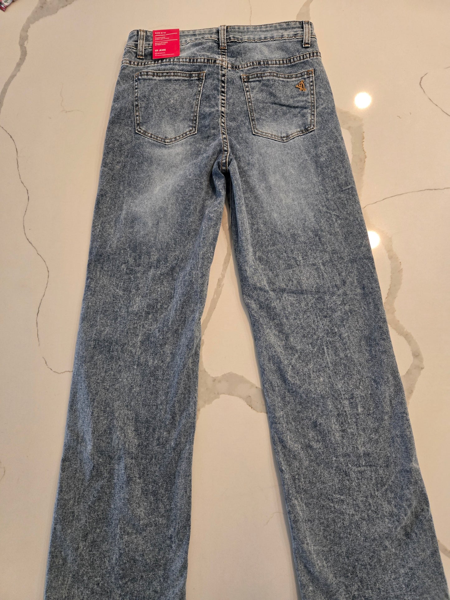 VIP Jeans Size 9/10 NWT Black Star Print Acid Wash Straight Leg Denim Women