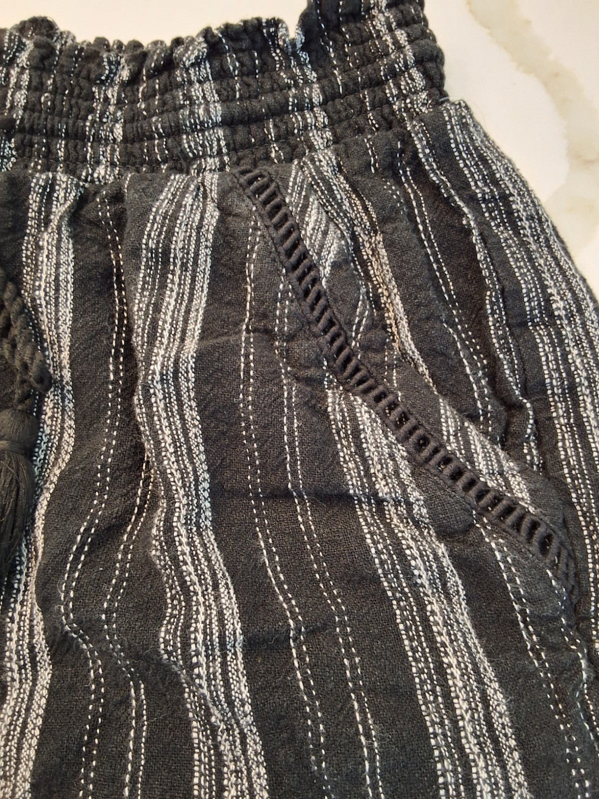 Briggs Size Small Womens Linen Blend Black And White Striped Shorts