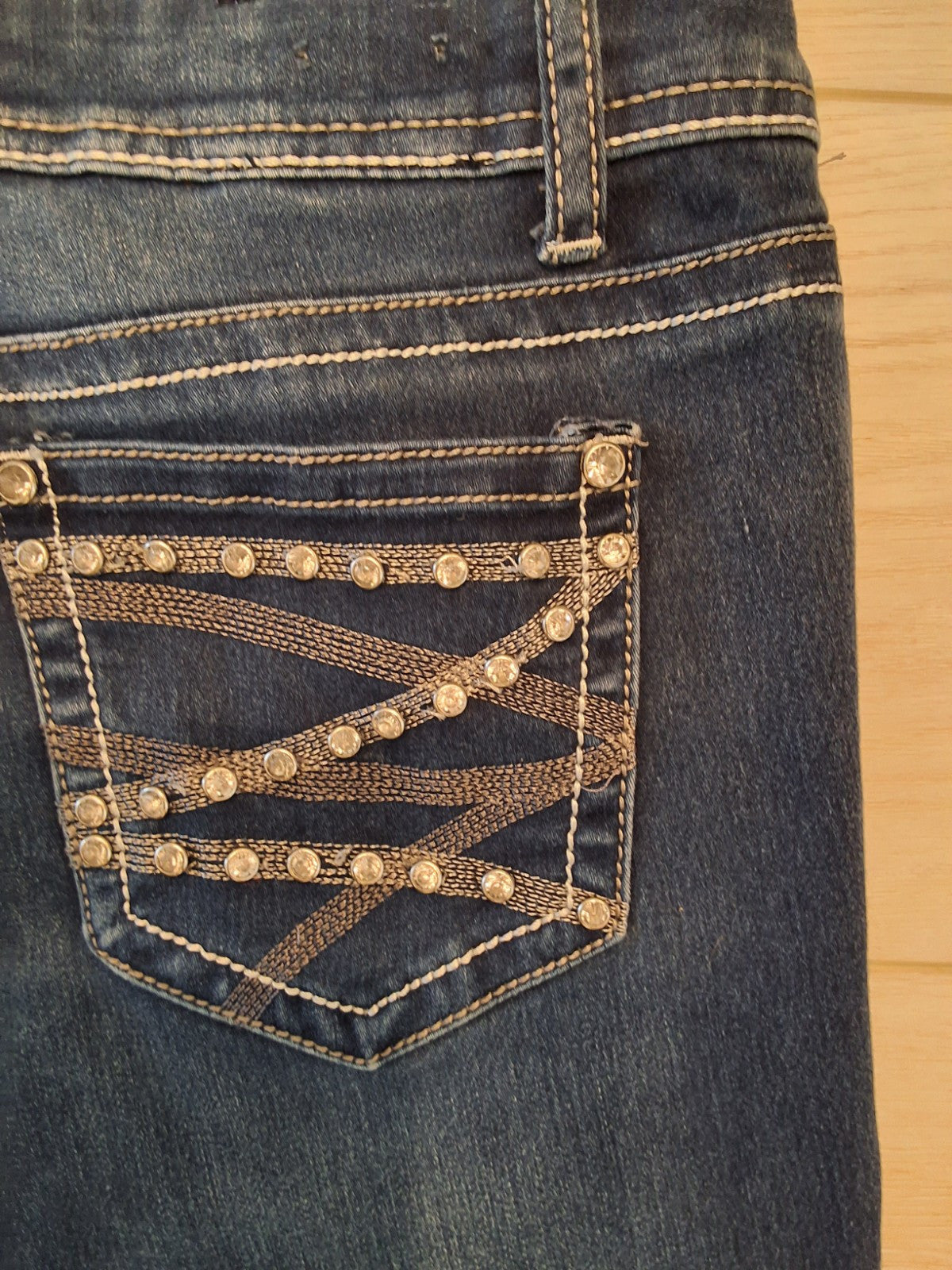 Itz Me Jeans Size 7 Womens Dark Wash Embellished Jeweled Rhinestone Pockets