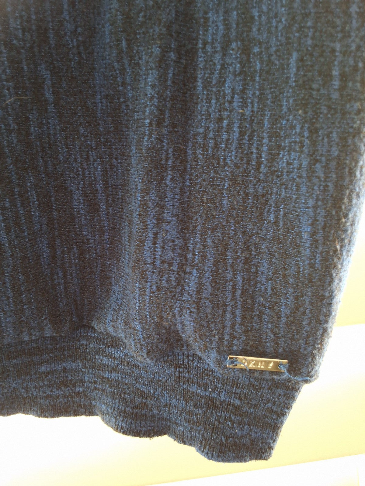 DKNY Quiet Luxury Knit Top Marled Short Sleeve Navy Blue Feminine S Womens