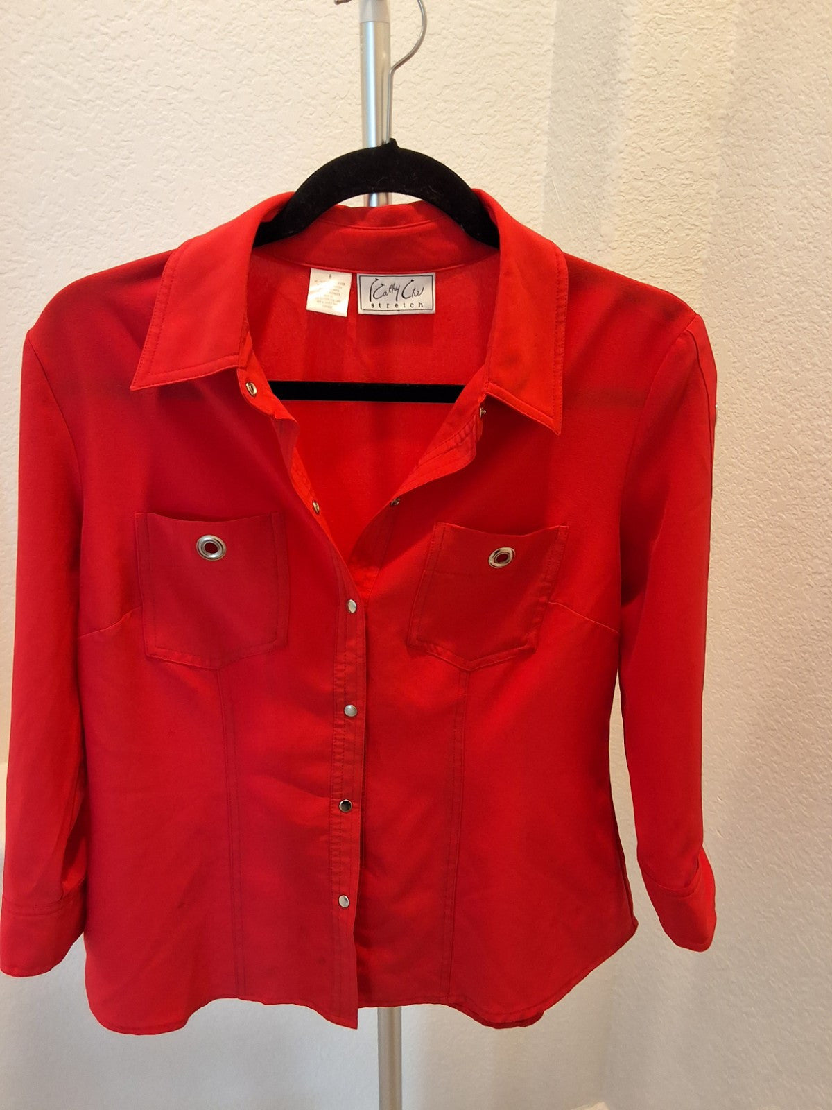 Kathy Che Stretch Size 8 Womens Embellished Silver Rough Accents Red Top
