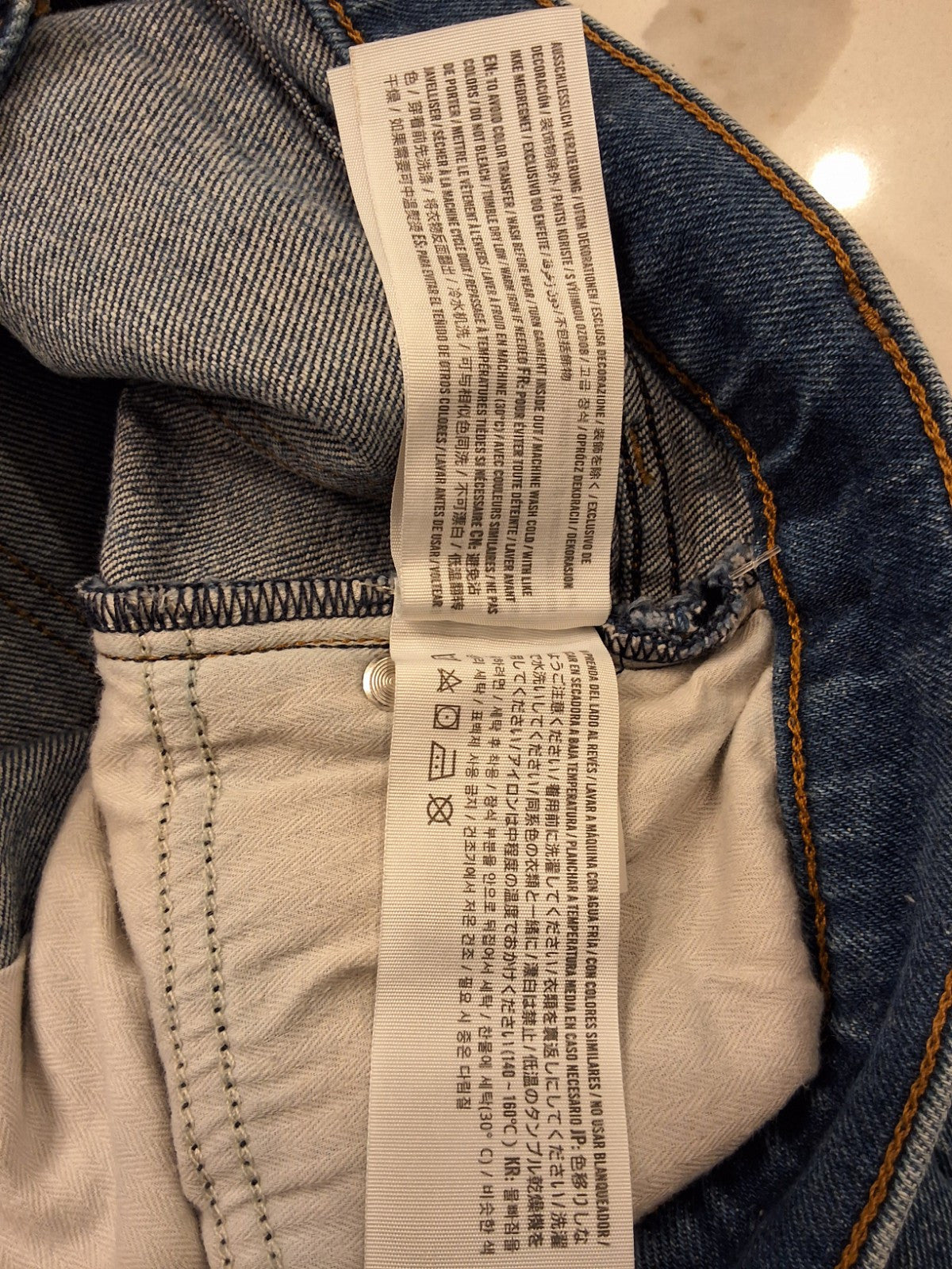 Abercrombie & Fitch The Skinny High Rise Size 28/6 Distressed Womens Jeans