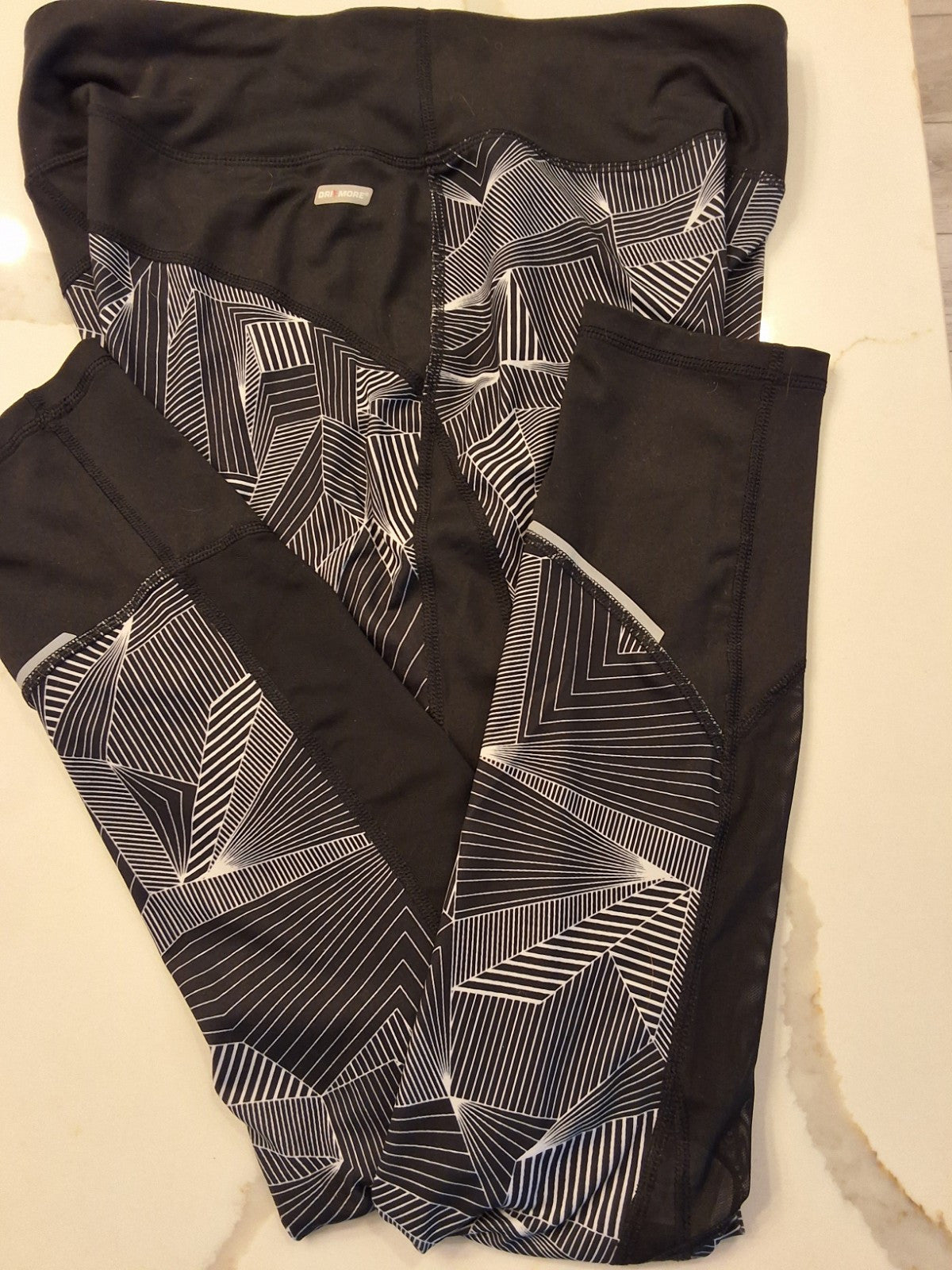 Danskin M 8-10 Geometric Mesh Panel High Waist Athleisure Workout Gym Leggings