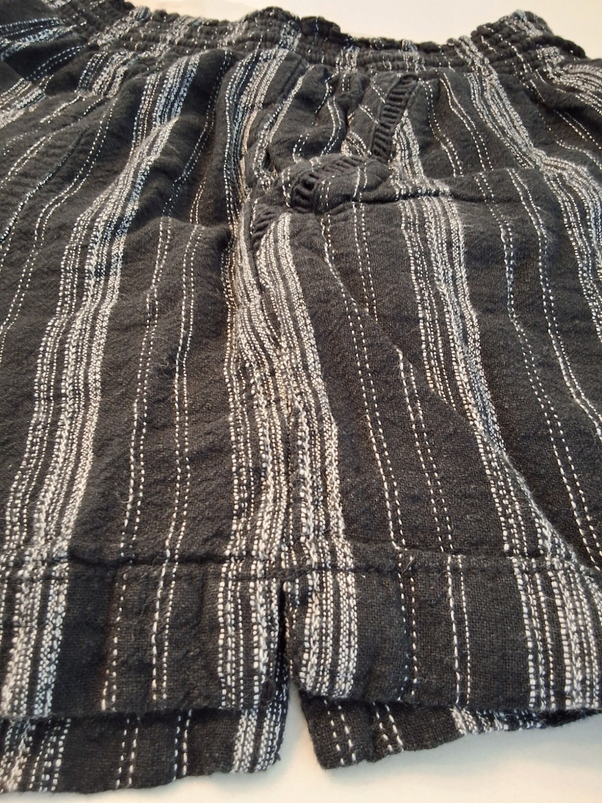 Briggs Size Small Womens Linen Blend Black And White Striped Shorts
