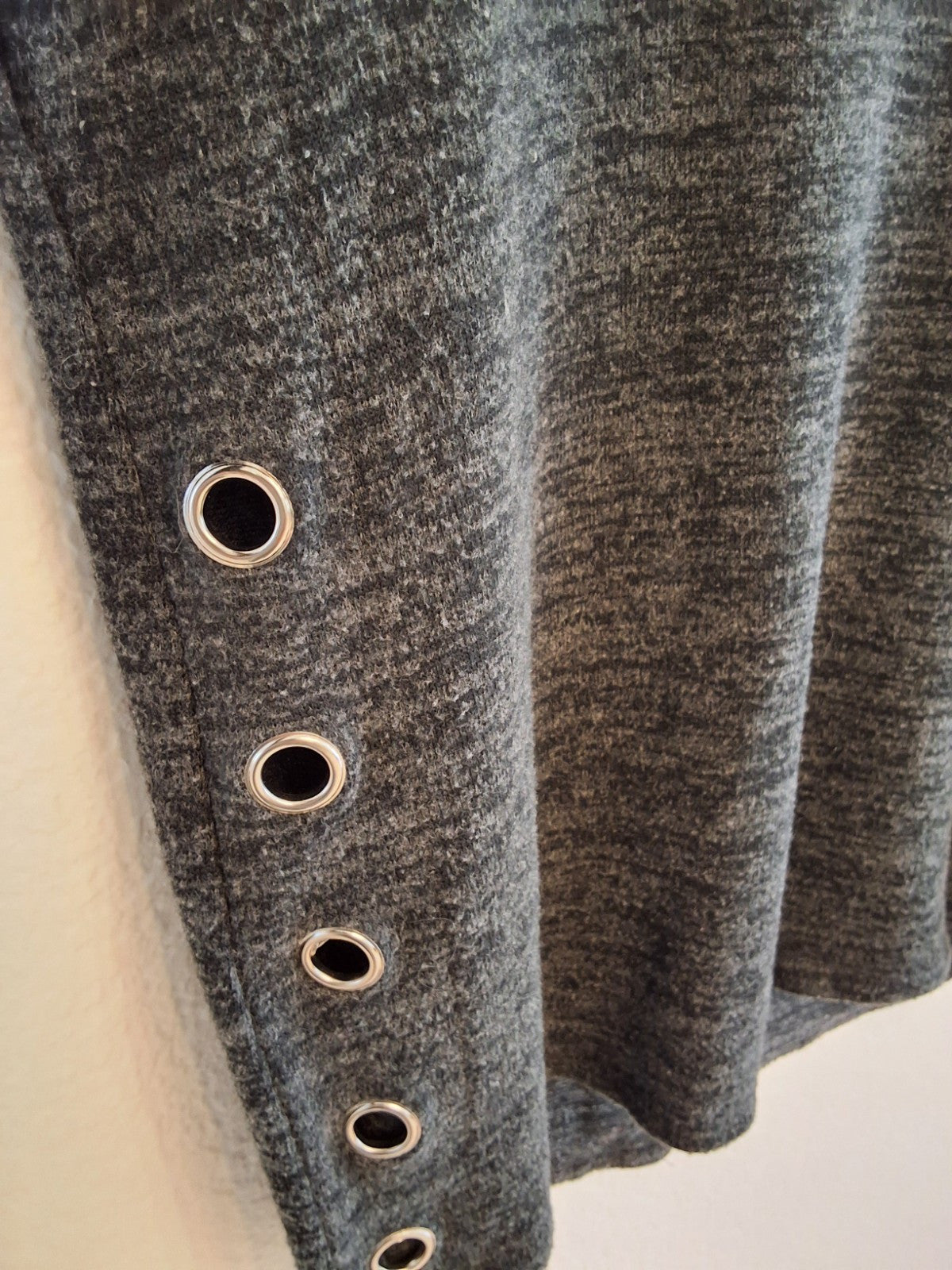 Lavish Size XL Womens 3/4 Sleeve Silver Rings down the sides Top