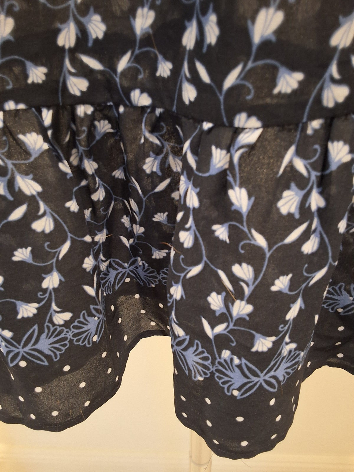 Ann Taylor Loft Pullover Navy Blue Floral Size M Peplum Hem Blouse