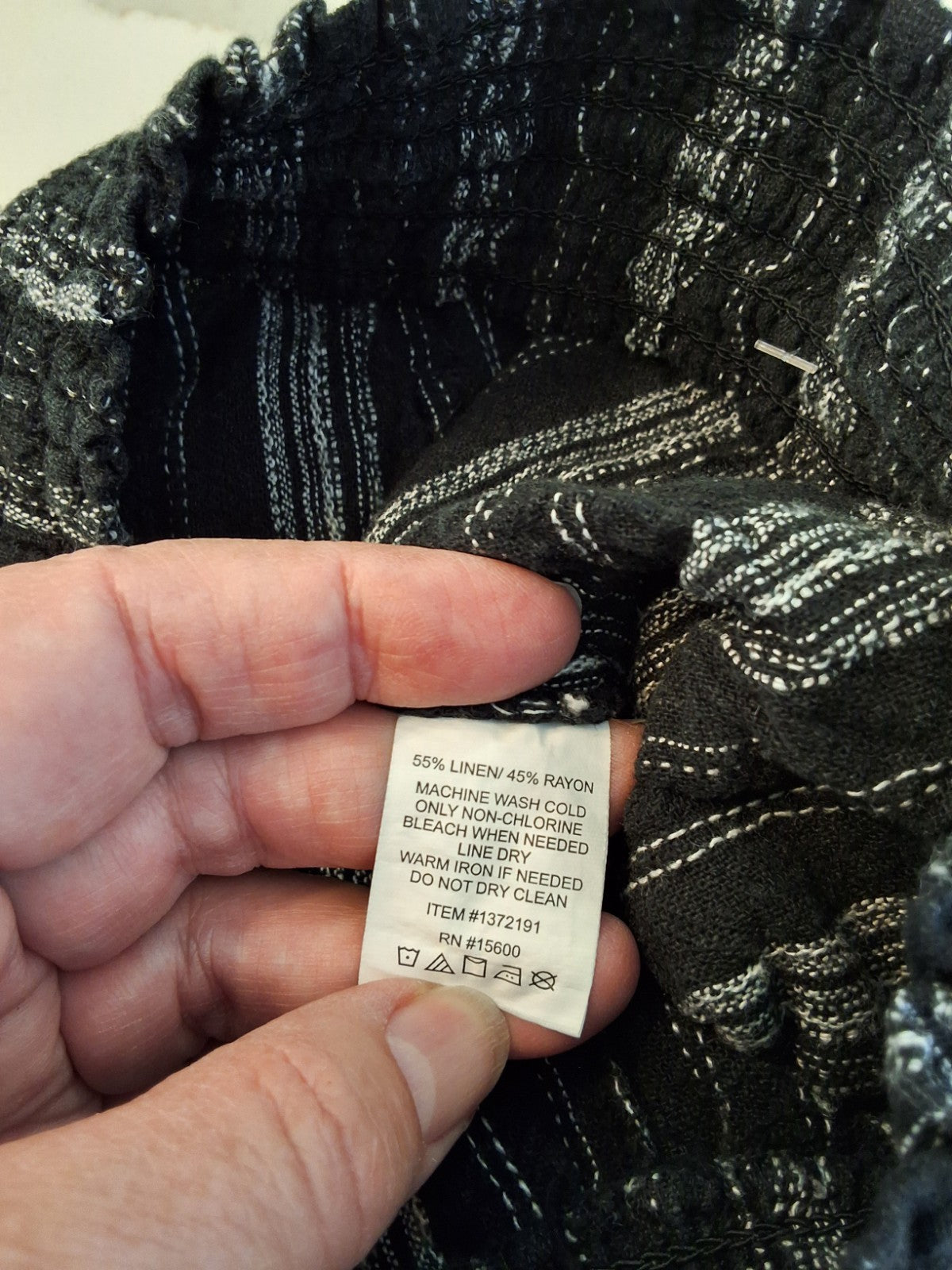 Briggs Size Small Womens Linen Blend Black And White Striped Shorts