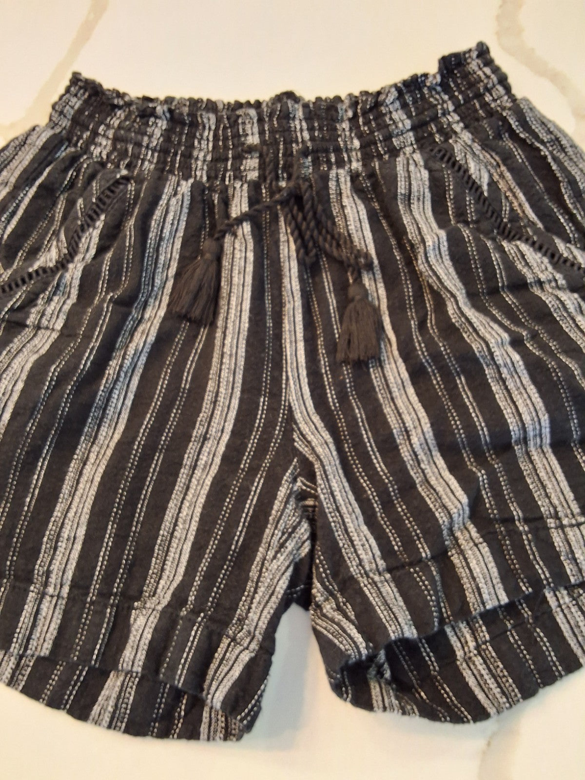 Briggs Size Small Womens Linen Blend Black And White Striped Shorts