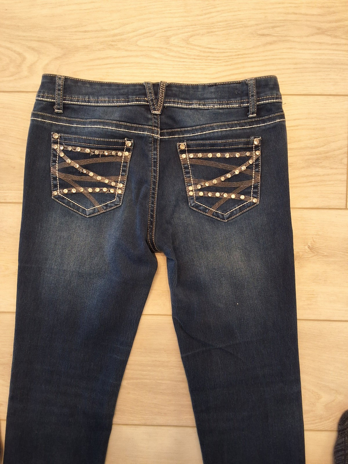 Itz Me Jeans Size 7 Womens Dark Wash Embellished Jeweled Rhinestone Pockets