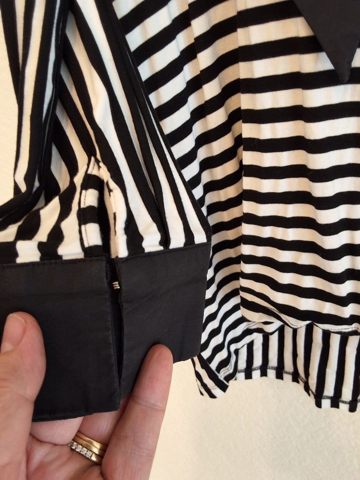 RUE21 Black White Stripe Top Bow Necktie Blouse Contrast Y2K 3/4 Sleeve L