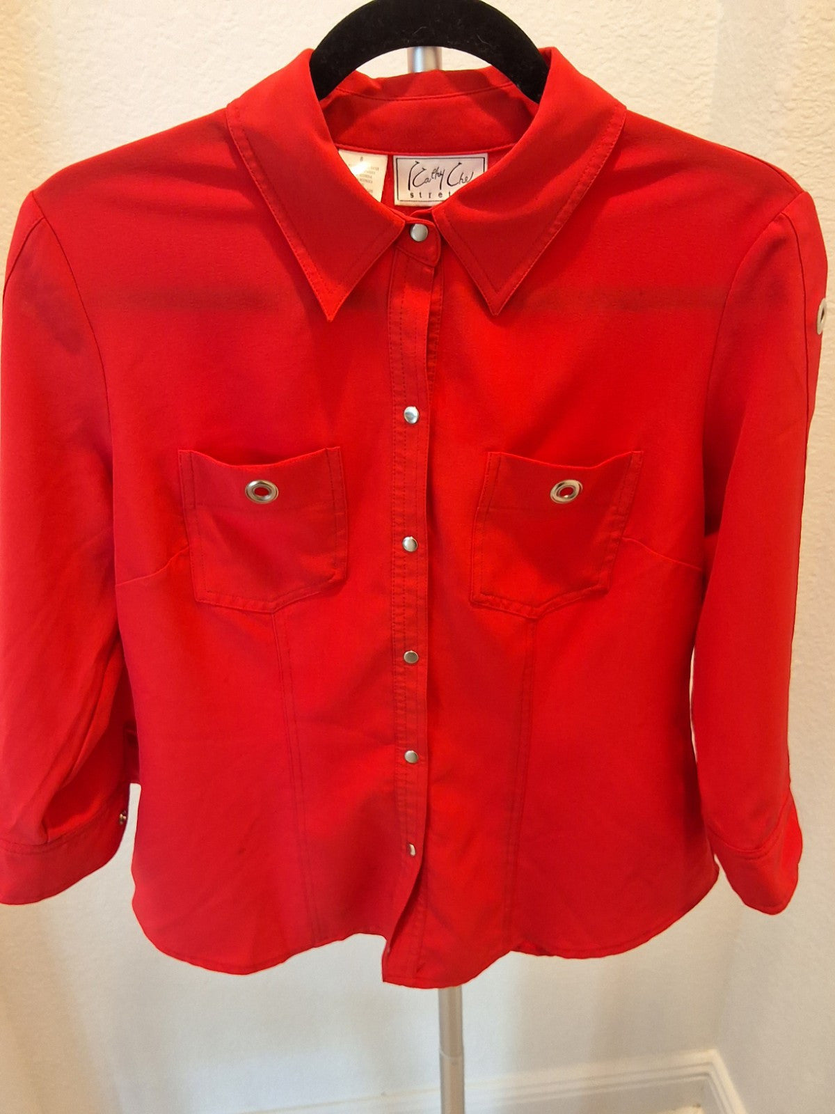 Kathy Che Stretch Size 8 Womens Embellished Silver Rough Accents Red Top